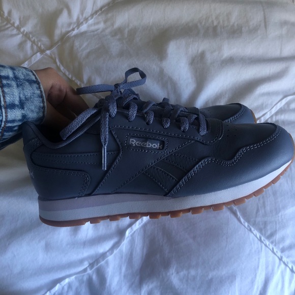 BRAND NEW Reebok’s - Picture 2 of 4